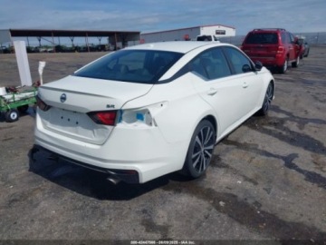 Nissan Altima V 2020 Nissan Altima 2020 Nissan Altima 2.5 SR Sedan 2.5 Benzyna 188KM, zdjęcie 3