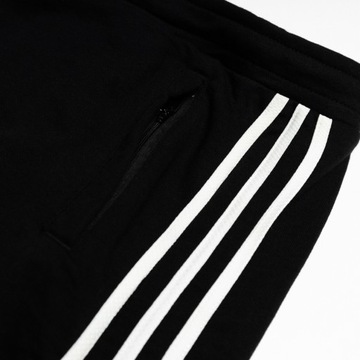 Adidas Originals 3-Stripes DH5798 Spodenki Dresowe M