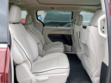 Chrysler Pacifica II 2021 Chrysler Pacifica HYBRID LIMITED 2021, od ubezpieczalni 3.6 Hybryda 260KM, zdjęcie 10