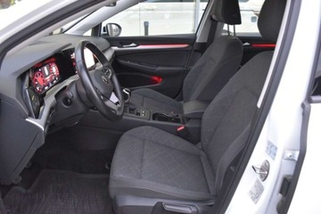Volkswagen Golf VIII Variant 2.0 TDI 115KM 2022 Volkswagen Golf SalonPL 2.0TDI 115KM Life Pakiety Comfort LED ACC Digital, zdjęcie 24