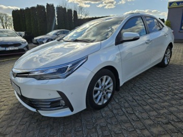 Toyota Corolla XI Sedan Facelifting 1,6 Valvematic 132KM 2018 Toyota Corolla 1.6 Benzyna 132KM PL automat