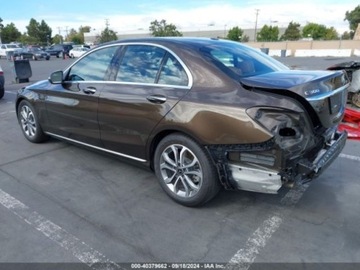 Mercedes Klasa C W205 2018 Mercedes-Benz Klasa C 2018 MERCEDES-BENZ C 300 2.0 Benzyna 241KM, zdjęcie 3