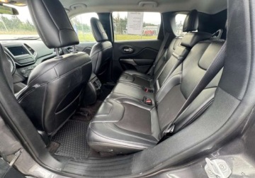 Jeep Cherokee V 2019 Jeep Cherokee Jeep Cherokee Latitude Plus 2.4L LPG 2.4 Benzyna 177KM, zdjęcie 26