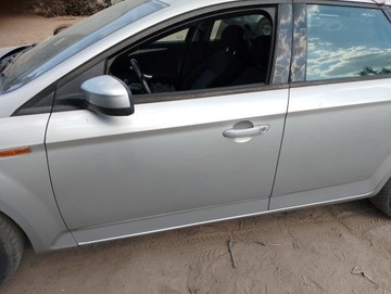DVEŘE KOMPLETNÍ LEVÝ PŘEDNÍ FORD MONDEO MK4 66
