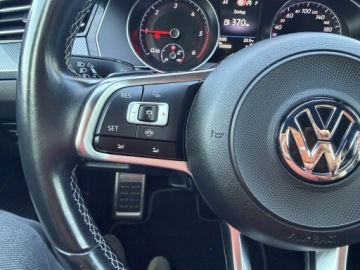 Volkswagen Arteon Fastback 2.0 TDI 190KM 2019 Volkswagen Arteon R-line, navi, automat,, zdjęcie 25