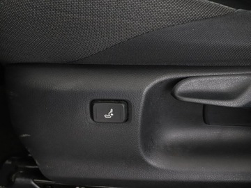 Toyota C-HR I Crossover Facelifting 2.0 Hybrid Dynamic Force 184KM 2021 Toyota C-HR HEV full LED navi klima auto grzane, zdjęcie 37