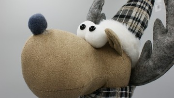 РОЖДЕСТВЕНСКИЙ ОРНАМЕНТ СТОЯЩИЙ ОЛЕНЬ 65 см