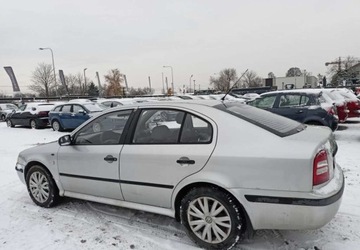 Skoda Octavia I Hatchback 1.4 MPI 75KM 2003 Skoda Octavia Skoda Octavia 1.4 Nature 1.4 Benzyna 75KM, zdjęcie 2