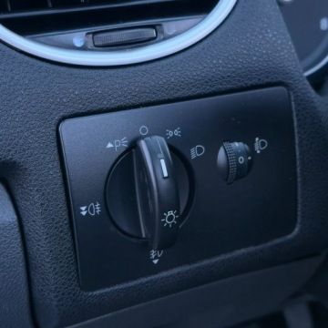 Ford Focus II Coupe-Cabriolet 1.6 Duratec 16V 100KM 2007 Ford Focus Cabrio 1.6 Benzyna, zdjęcie 32