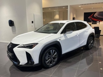 Lexus UX Crossover Facelifting 2.0 300h 199KM 2025 LEXUS UX 300h F Sport Design Hybrid Dynamic Force 2.0 199KM 2025, zdjęcie 2