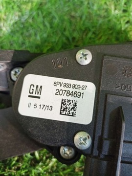 Pedał gazu Opel Antara r2014