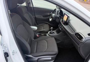 Hyundai i30 II Wagon Facelifting 1.6 CRDi 110KM 2017 Hyundai i30 1.6Crdi 110 PS NAVI Kamera Extra stan 1.6 Diesel 110KM, zdjęcie 10