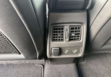 Renault Captur II 2022 Renault Captur 1.3i 160PS Automat Max opcja 1.3 Benzyna 158KM, zdjęcie 20