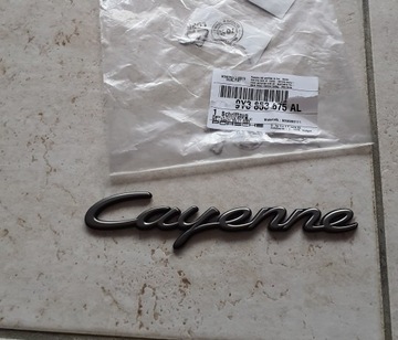 NÁPIS ZNAK KRYT KUFRU PORSCHE CAYENNE 2020- NOVÝ ORIGINÁLNÍ