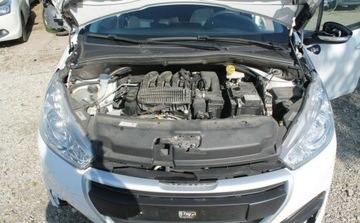 Peugeot 208 I 2018 Peugeot 208 1.2 Benzyna 68KM, zdjęcie 12