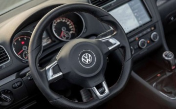 Volkswagen Golf VI Cabriolet 2.0 TSI GTI 210KM 2013 Volkswagen Golf Volkswagen Golf Cabrio GTI 2.0 Benzyna 210KM, zdjęcie 7