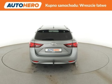 Toyota Avensis III Wagon Facelifting 2015 1.8 Valvematic 147KM 2018 Toyota Avensis automat skóra panorama navi klima, zdjęcie 5