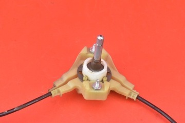 ОКНО ПРАВОЕ ЗАДНЕЕ RENAULT MEGANE IV HB 17R