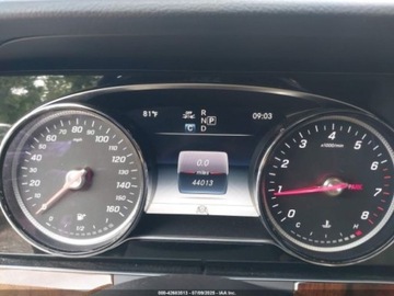 Mercedes Klasa E W213 2019 Mercedes-Benz Klasa E E300 4matic 2.0 Benzyna 241KM, zdjęcie 11