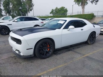 Dodge Challenger III 2018 Dodge Challenger SRT Hellcat 2018 6.2l 6.2 Benzyna 707KM, zdjęcie 1