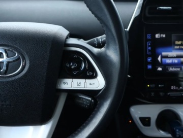 Toyota Prius IV Hatchback 1.8 Hybrid 122KM 2017 Toyota Prius 1.8 PHV, Serwis ASO, Automat, Skóra, zdjęcie 19