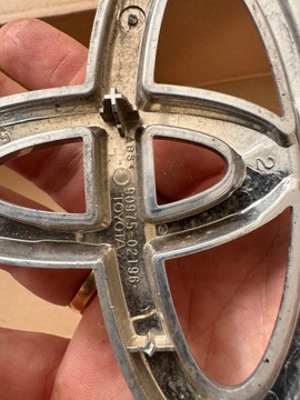 TOYOTA PRIUS III ZNAK ZNAKY ORIGINÁLNÍ 90975-02196