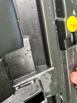 AUDI E-TRON 4KE LIŠTA DVEŘE LEVÝ PŘEDNÍ 4KE853959