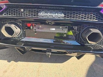 Lamborghini Huracan STO 5.2 V10 640KM 2024 Lamborghini Huracan Lamborghini Huracan Tecnica Coupe 5.2 Benzyna 640KM, zdjęcie 4