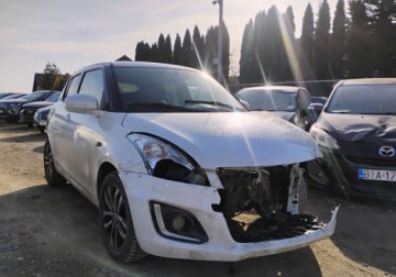 Suzuki Swift V Hatchback 3d Facelifting 1.2 VVT 94KM 2015 Suzuki Swift I rej 2016r, 1.3 Benzyna. Uszkodzony lewy przod i prawy tyl.