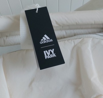 С674. Белая мягкая дорожная сумка adidas x IVY PARK