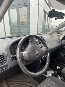 Suzuki SX4 I Hatchback 1.6 i 16V VVT 107KM 2007 Suzuki SX4 1,6 2007, zdjęcie 6
