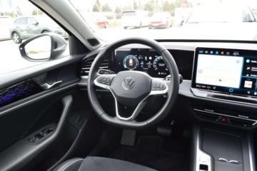 Volkswagen Passat B8 Variant Facelifting 1.5 TSI EVO 150KM 2025 Volkswagen Passat SalonPL eTSI 150KM DSG Business 4 pakiety Navi DCC PRO, zdjęcie 10