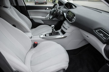 Peugeot 308 II Hatchback 5d 1.6 BlueHDi 120KM 2016 Peugeot 308 GT-Line 1.6BlueHDI 120KM Full Led Navi, zdjęcie 8