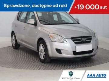 Kia Ceed I Hatchback 1.4 109KM 2008 Kia Ceed 1.4 CVVT, Klima, Parktronic,ALU