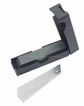 OSTRZA 18MM 50SZT STANLEY