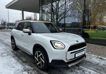 Mini Countryman F60 Crossover Facelifting 1.5  136KM 2025 MINI Countryman MINI Countryman C mHEV Linia Favoured 1.5 Benzyna 136KM