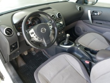 Nissan Qashqai I Crossover 2.0 140KM 2010 Nissan Qashqai+2 Qashqai+2 2.0 140KM Ben./4x4/, zdjęcie 11