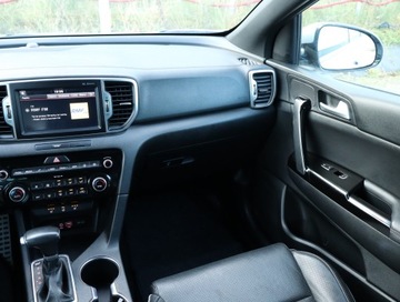 Kia Sportage IV SUV 1.7 CRDi 141KM 2017 Kia Sportage 1.7 CRDi, Salon Polska, zdjęcie 7