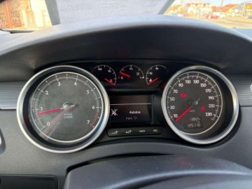 Peugeot 508 I SW Facelifting 1.6 e-THP 165KM 2016 Peugeot 508 Sedan 1.6 Benzyna 165 KM Active LED NAVI SALON PL 1.6, zdjęcie 9