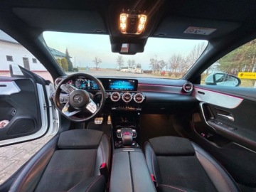 Mercedes CLA C118/X118 Shooting Brake 2.0 220d 190KM 2019 Mercedes-Benz CLA Uszkodzony Mercedes CLA 220CDI 2.0 Diesel 190KM, zdjęcie 9