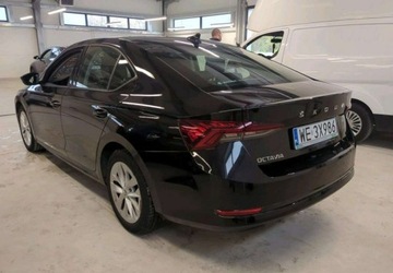 Skoda Octavia IV Liftback 1.5 TSI EVO 150KM 2021 Skoda Octavia Kamera Parktronic Led Virtual Kokpit Tempomat Asystent, zdjęcie 3