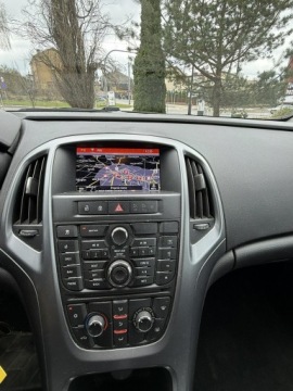 Opel Astra J Sports Tourer Facelifting 1.4 Turbo ECOTEC 120KM 2014 Opel Astra J 1.4T Lift 2014r Nawigacja Serwis, zdjęcie 7