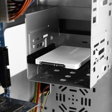 RSS-M2SD Внутренний 2,5-дюймовый корпус с интерфейсом,