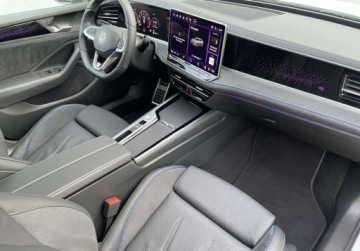 Volkswagen Passat B9 2024 Volkswagen Passat Variant 2.0TSI 265KM R-Line 4Motion Salon PL Panorama Ma, zdjęcie 11