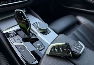 BMW Seria 5 G30-G31 2018 BMW Seria 5 BMW Seria 5 530e sport 2.0 Hybryda Plug-in 184KM, zdjęcie 33