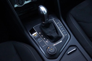 Volkswagen Tiguan II SUV 2.0 TDI 190KM 2018 Volkswagen Tiguan 2.0 TDI CR 190 KM, 4x4, Virtual, Navi, Kamera, Webasto,, zdjęcie 17