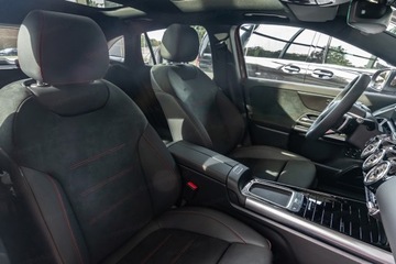 Mercedes GLA II Off-roader Facelifting 1.3 200 163KM 2024 MERCEDES-BENZ GLA 200 AMG Line Suv 1.3 (163KM) 2024, zdjęcie 3