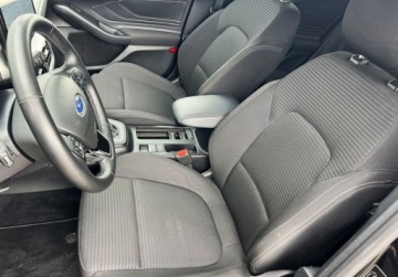 Ford Focus IV Kombi Facelifting 1.0 EcoBoost MHEV 155KM 2024 Ford Focus 1.0 EcoBoost Hyb 155KM TitaniumX Pakiet Winter SalonPL FV23 Gwa, zdjęcie 6
