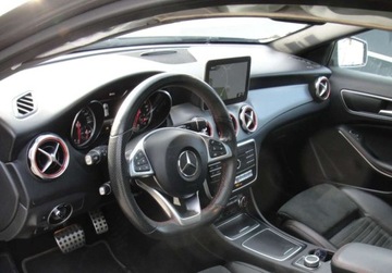 Mercedes GLA I Off-Roader Facelifting 1.6 200 156KM 2018 Mercedes-Benz GLA AMG Line 1,6 Automat 103 tys.km. Panorama 1.6 Benzyna, zdjęcie 13