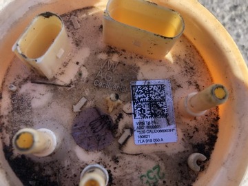 PUMPIČKA PALIVA PLOVÁK 2.0 TDI 7LA VW T6.1 T6 20-